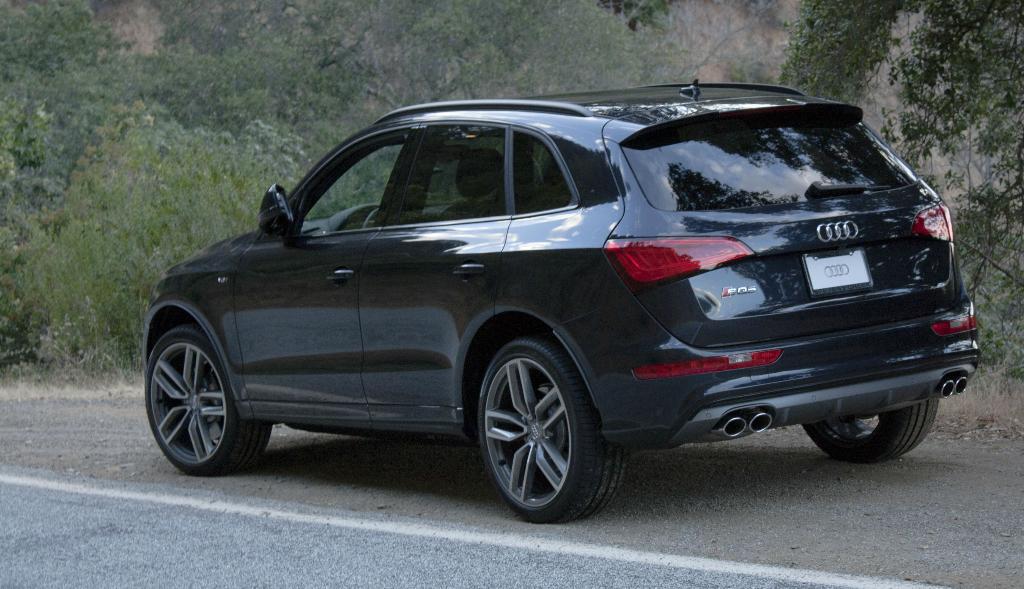 249131AUDISQ51629.jpg