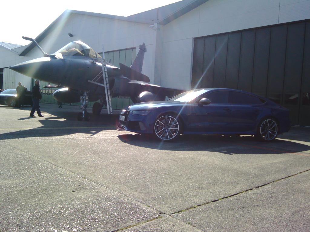 250645AUDIBA118044.jpg