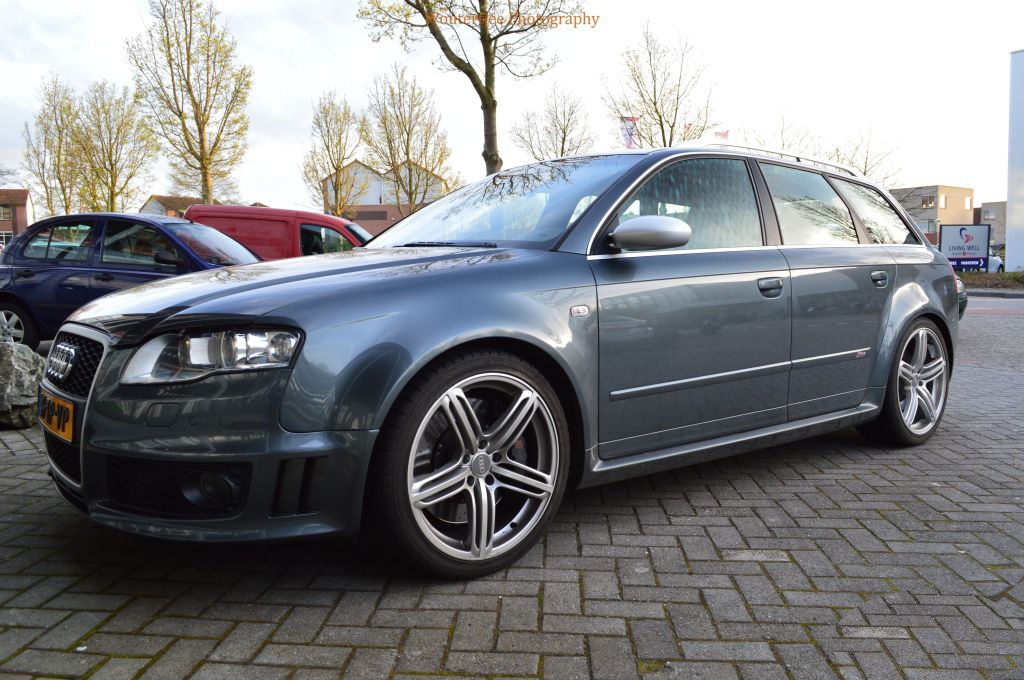 251049AUDIRS4773.jpg