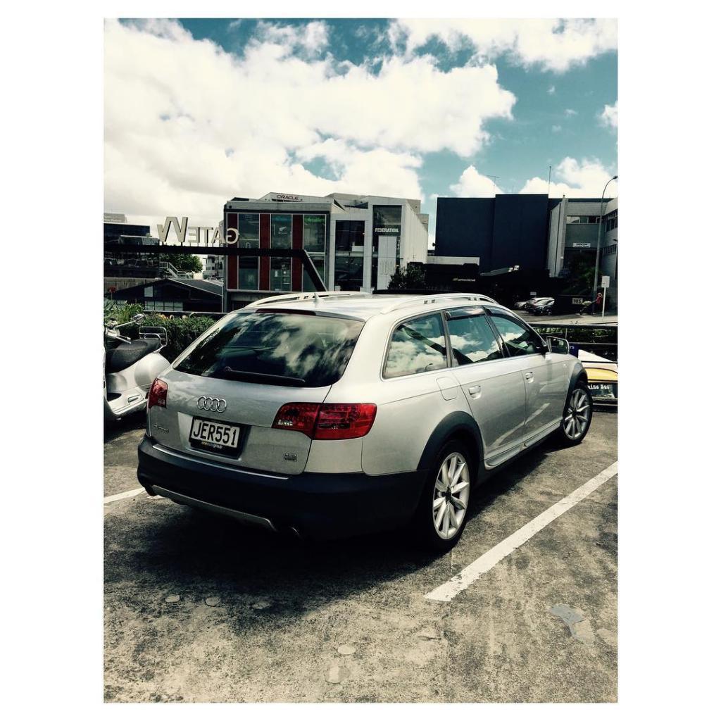 251109731AUDIA6C6ALLROAD.jpg