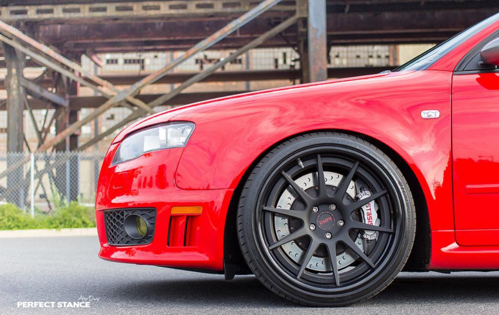 251239AUDIRS41299.jpg