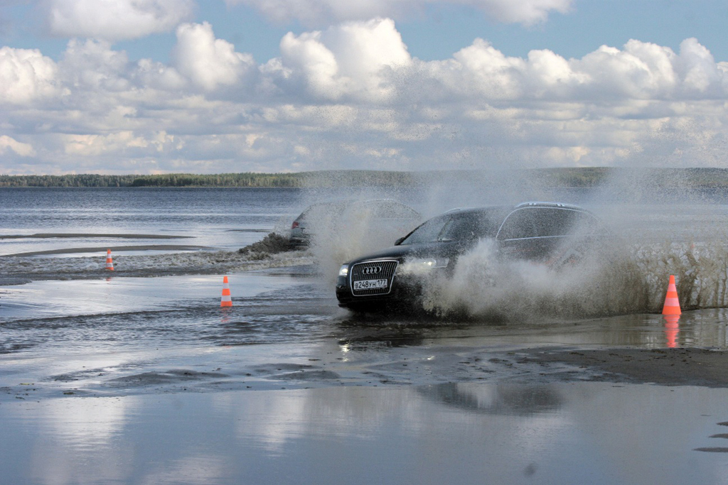 251426103AUDIA6C6ALLROAD.jpg