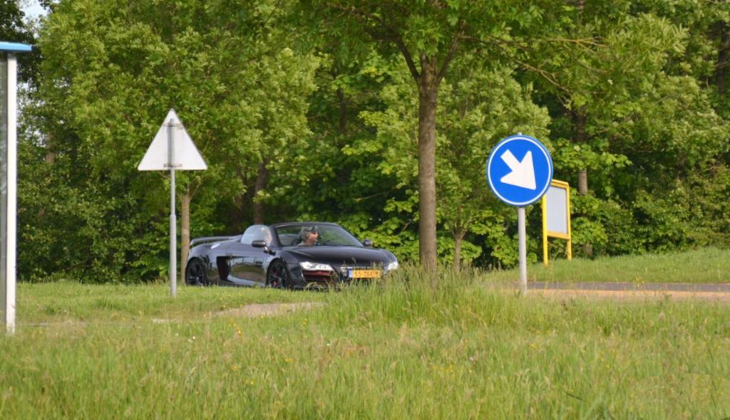 251455R8GT1914.jpg