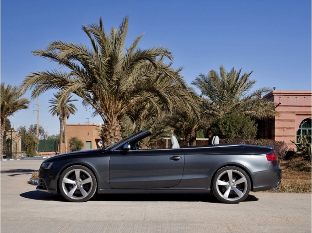 252272188RS5CABRIOLET.jpg