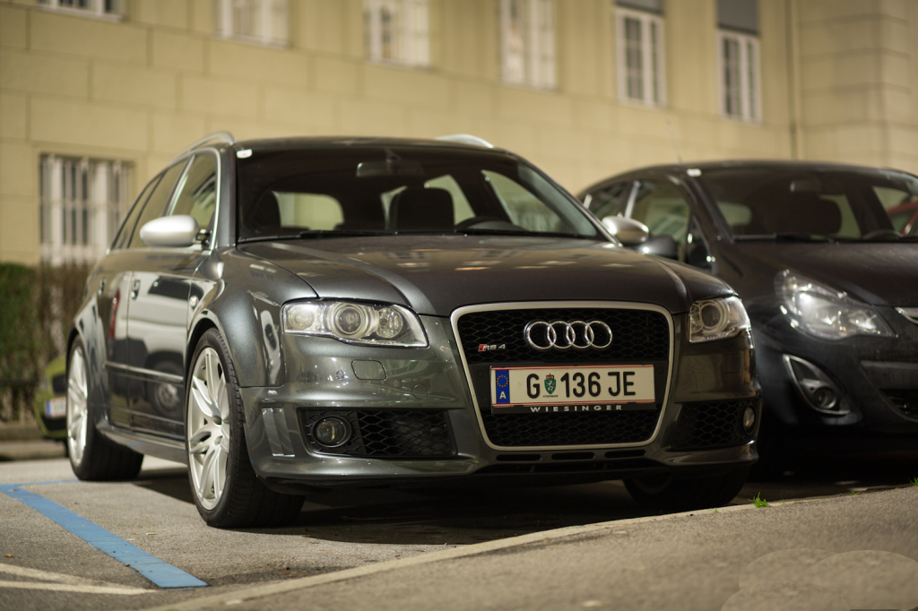 252335AUDIRS41580.jpg