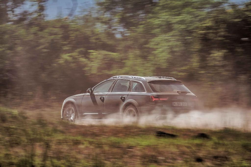 253509737AUDIA6C7ALLROAD.jpg