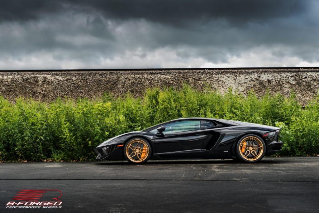 253698AUDIWHEELS1015QAVENTADOR.jpg