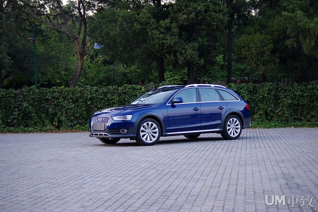 253767484AUDIA4ALLROAD.jpg
