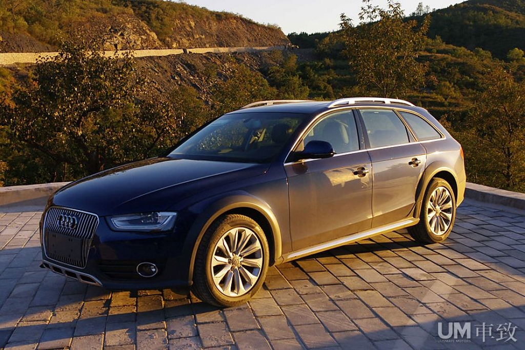 254570492AUDIA4ALLROAD.jpg