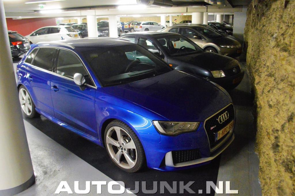 255166RS38V2411.jpg