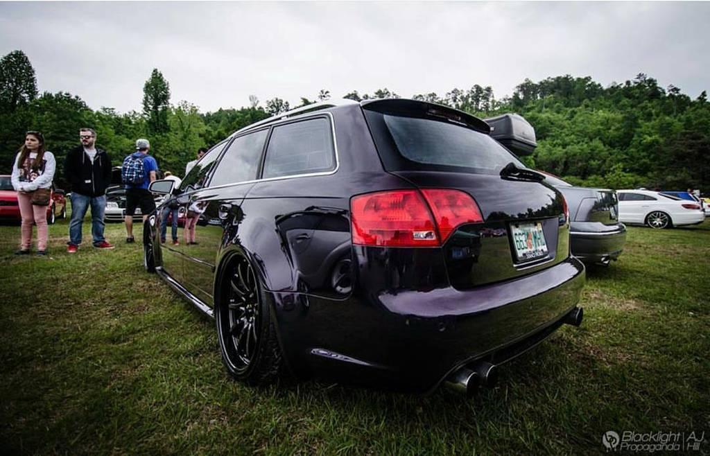 255345AUDIRS42625.jpg