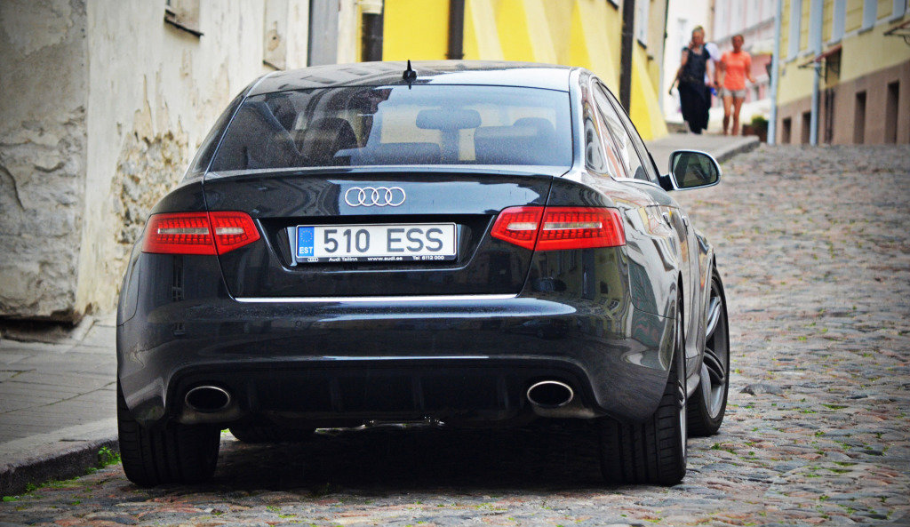 255994RS6871.jpg
