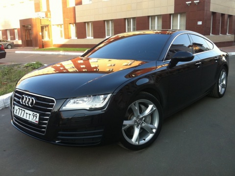 256688086AUDIA7ESQUIROU.jpg