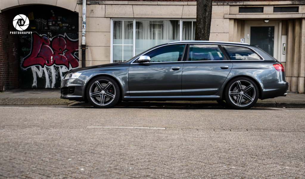 257015RS61670.jpg