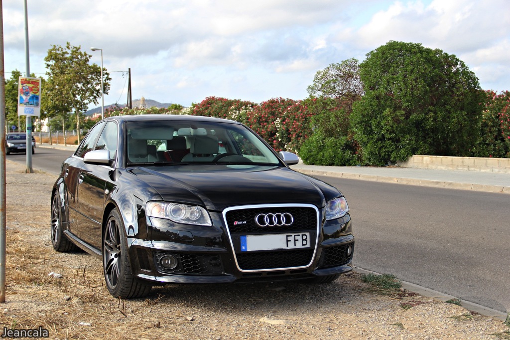 257795AUDIRS4989.jpg