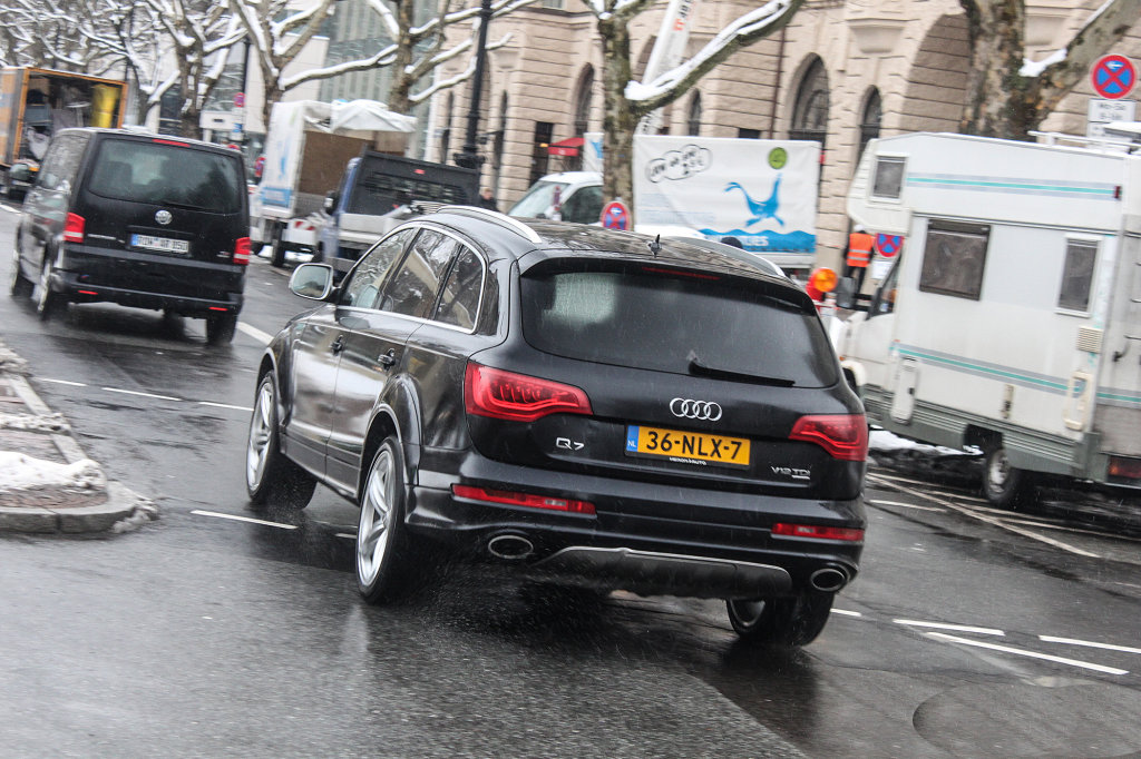 260151723Q7V12.jpg