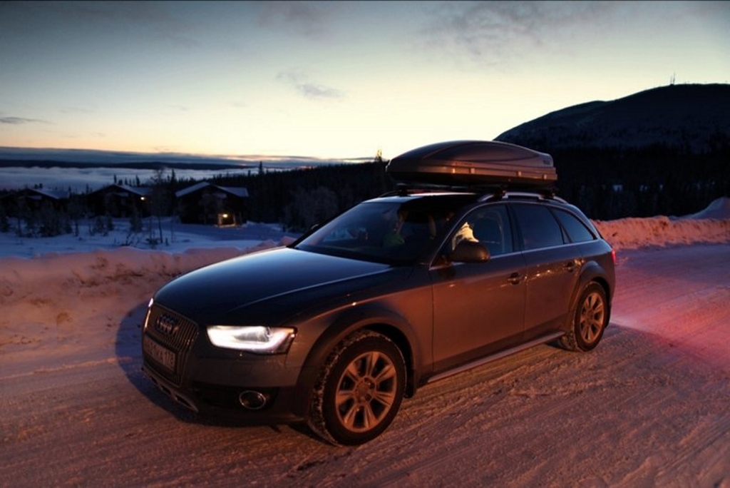 260666555AUDIA4ALLROAD.jpg