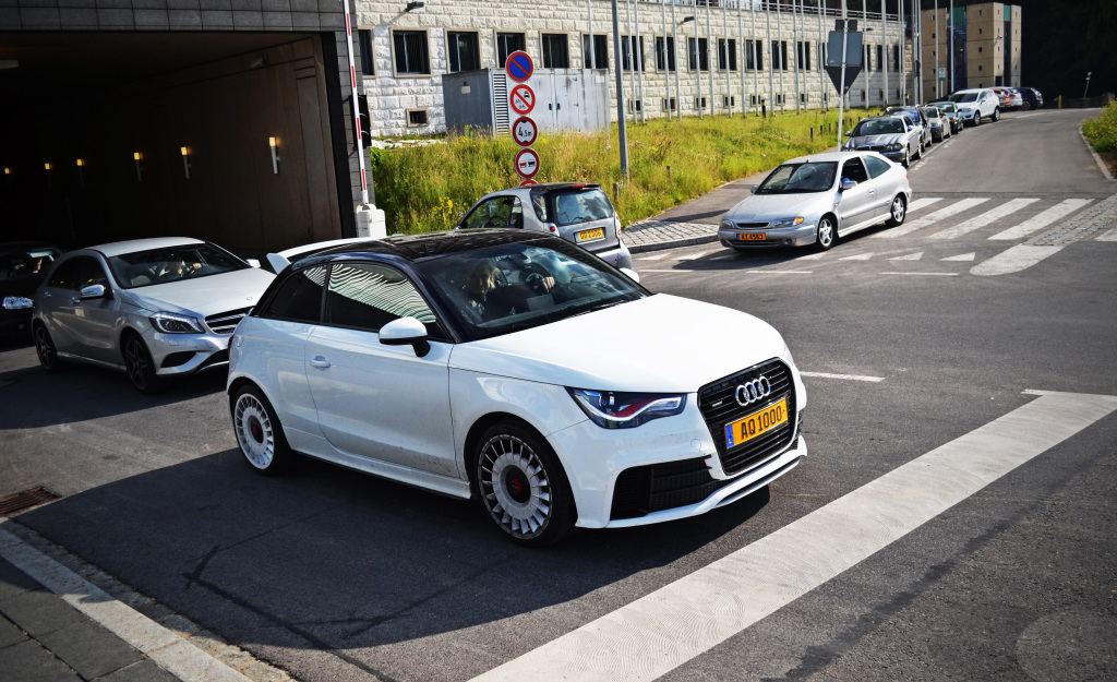 261911A1QUATTRO434.jpg