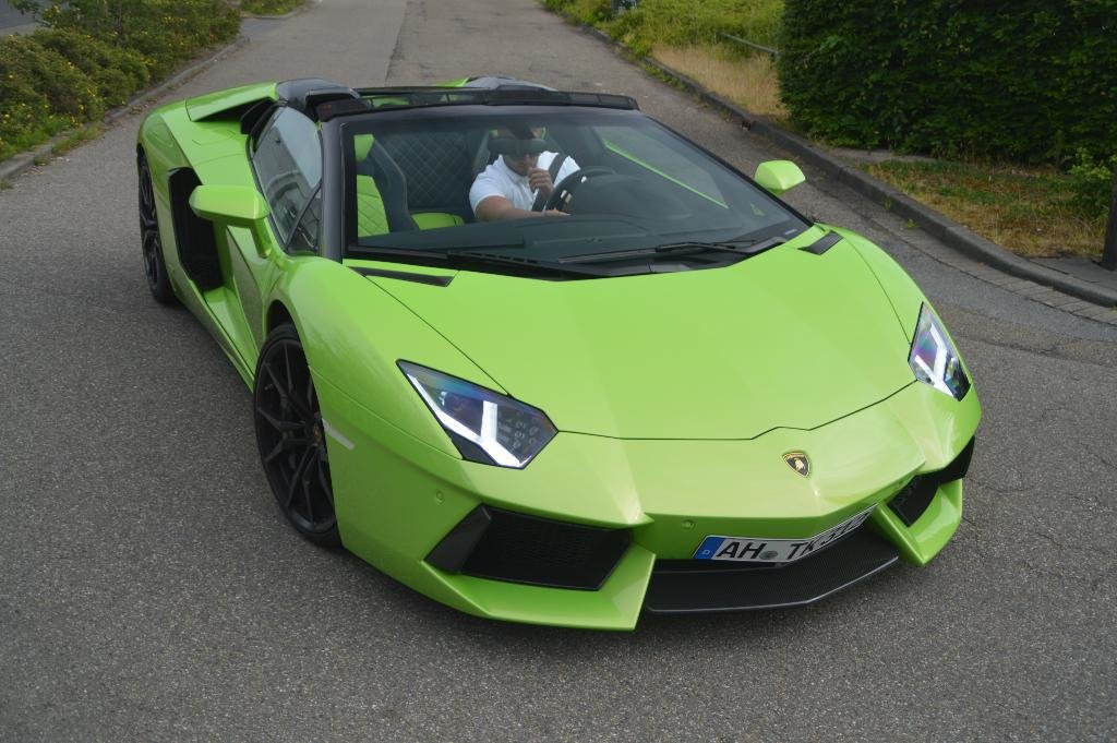 2639274258LAMBORGHINIAVENTADOR.jpg