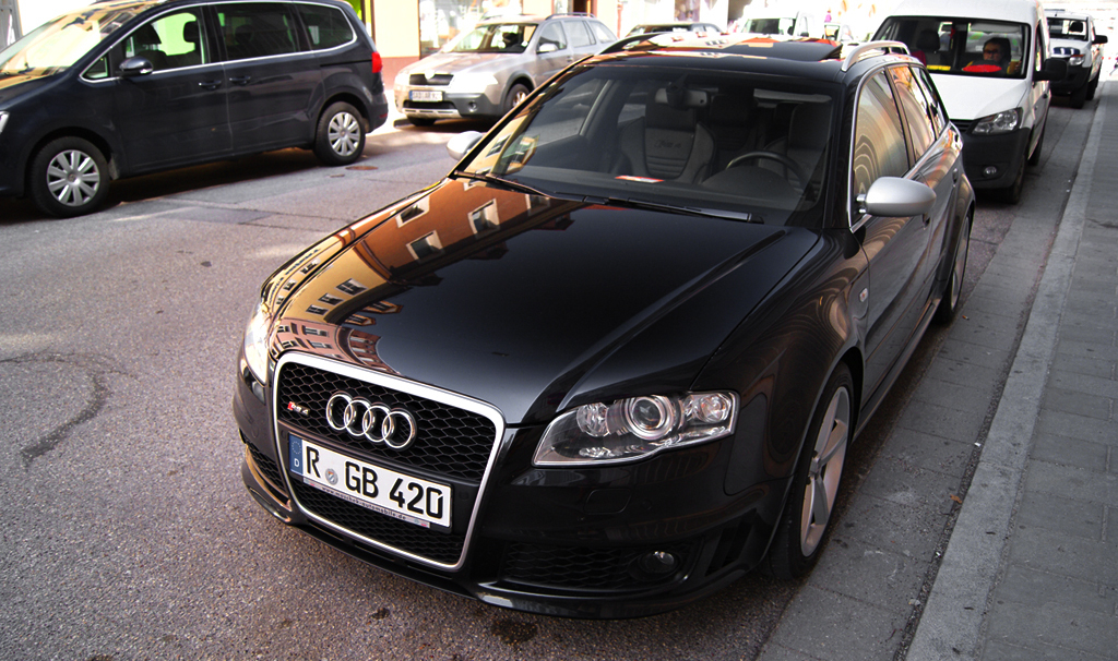 264470AUDIRS4772.jpg