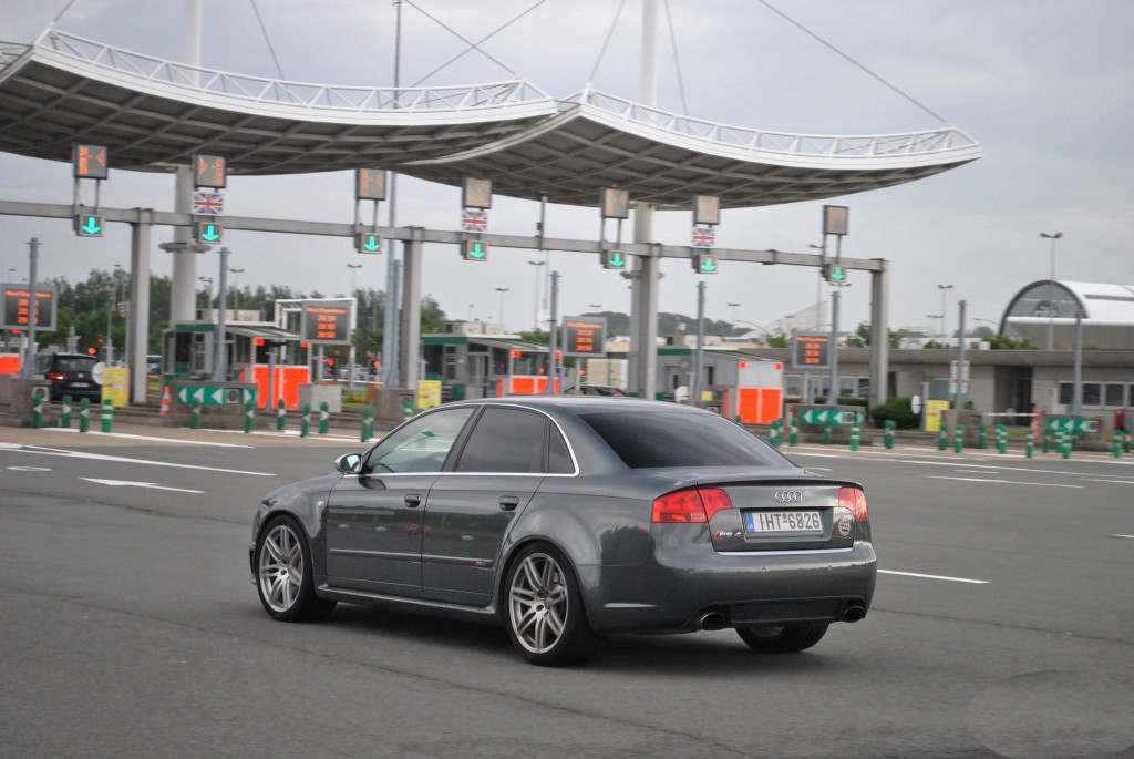 265680AUDIRS4931.jpg