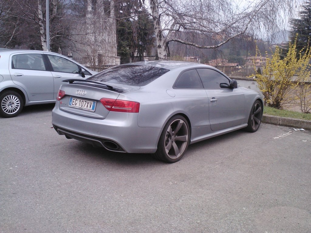 266721AUDIRS5835.jpg