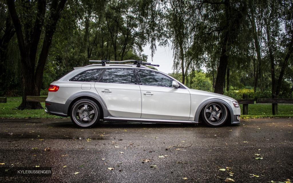 2673381077AUDIA4ALLROAD.jpg