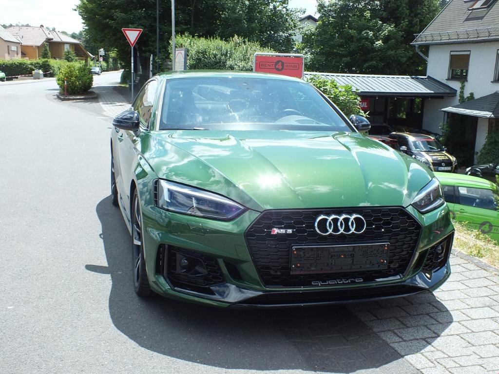 269426RS5B90341.jpg