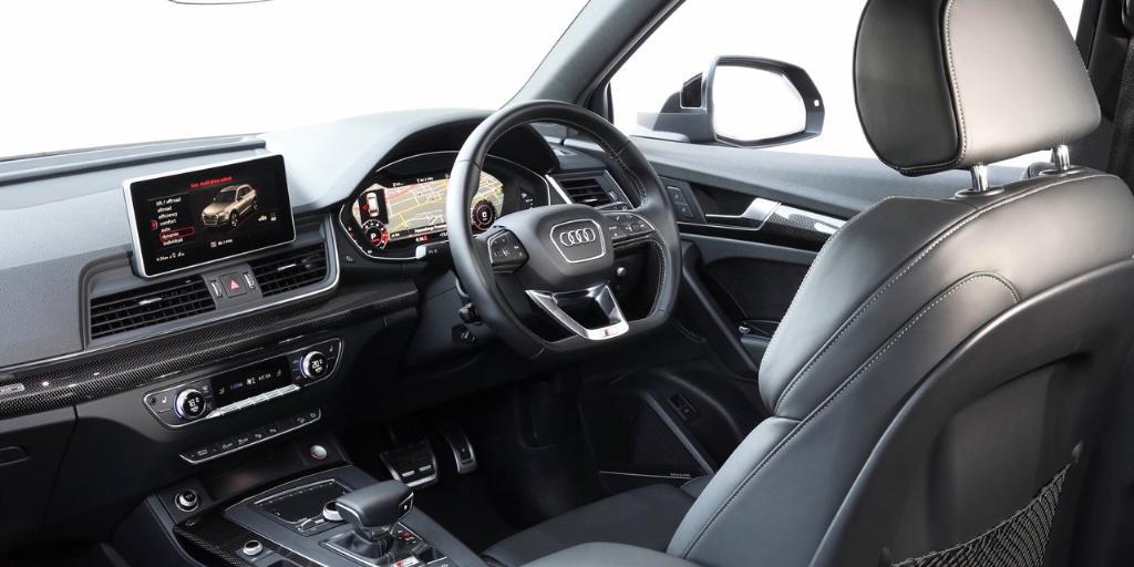 269460AUDISQ5B90216.jpg
