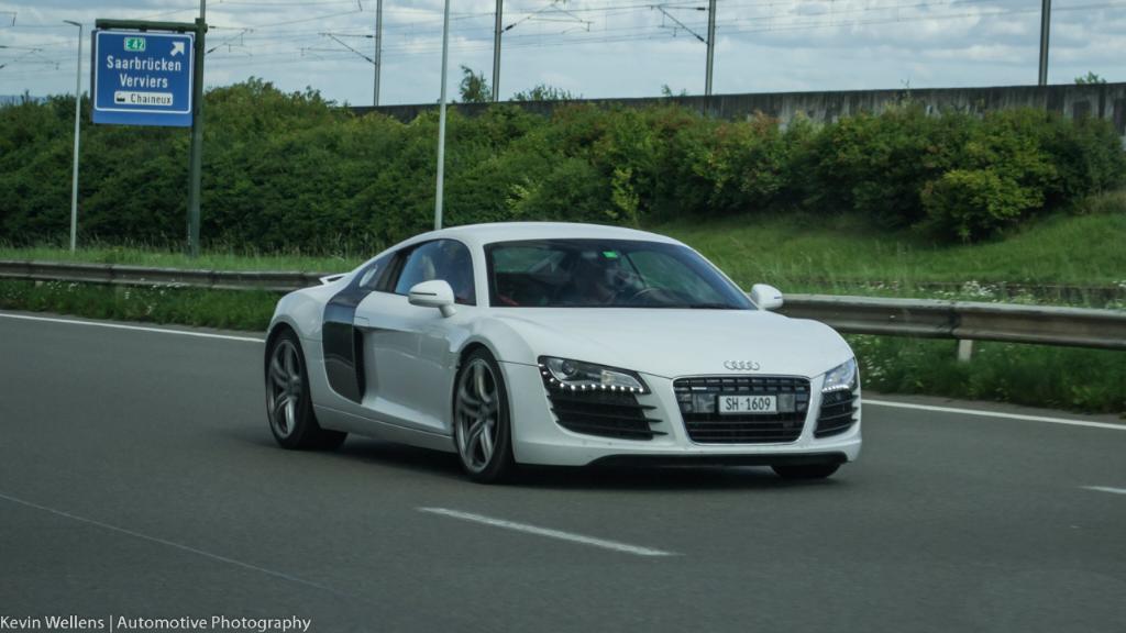 2715293504R8.jpg