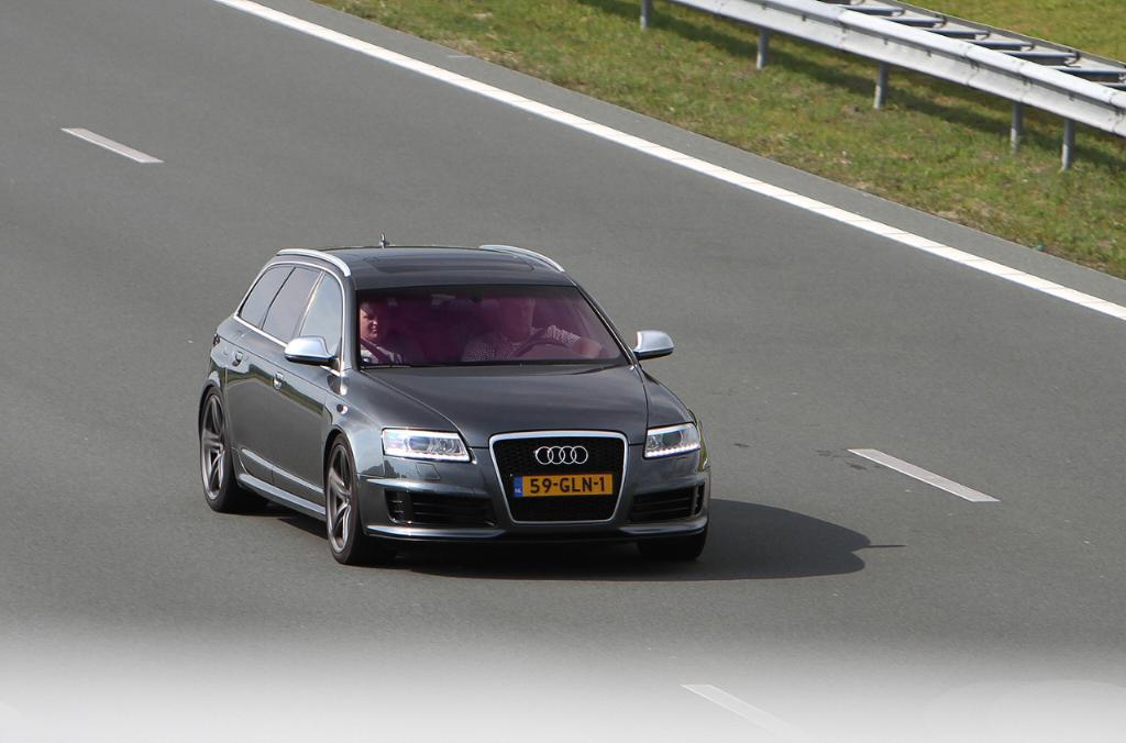271617RS62707.jpg