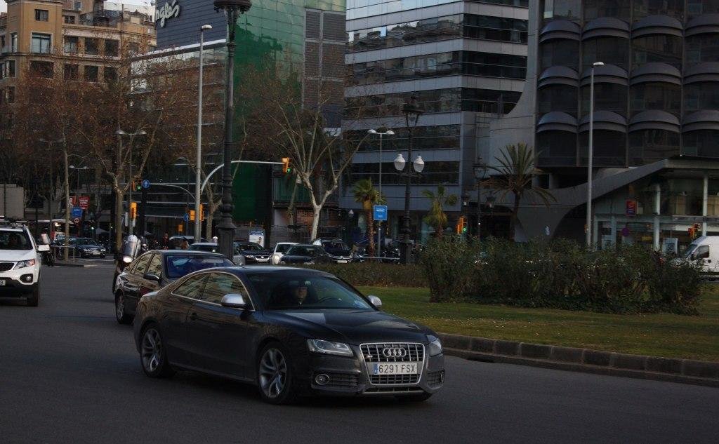 271789411S5.jpg
