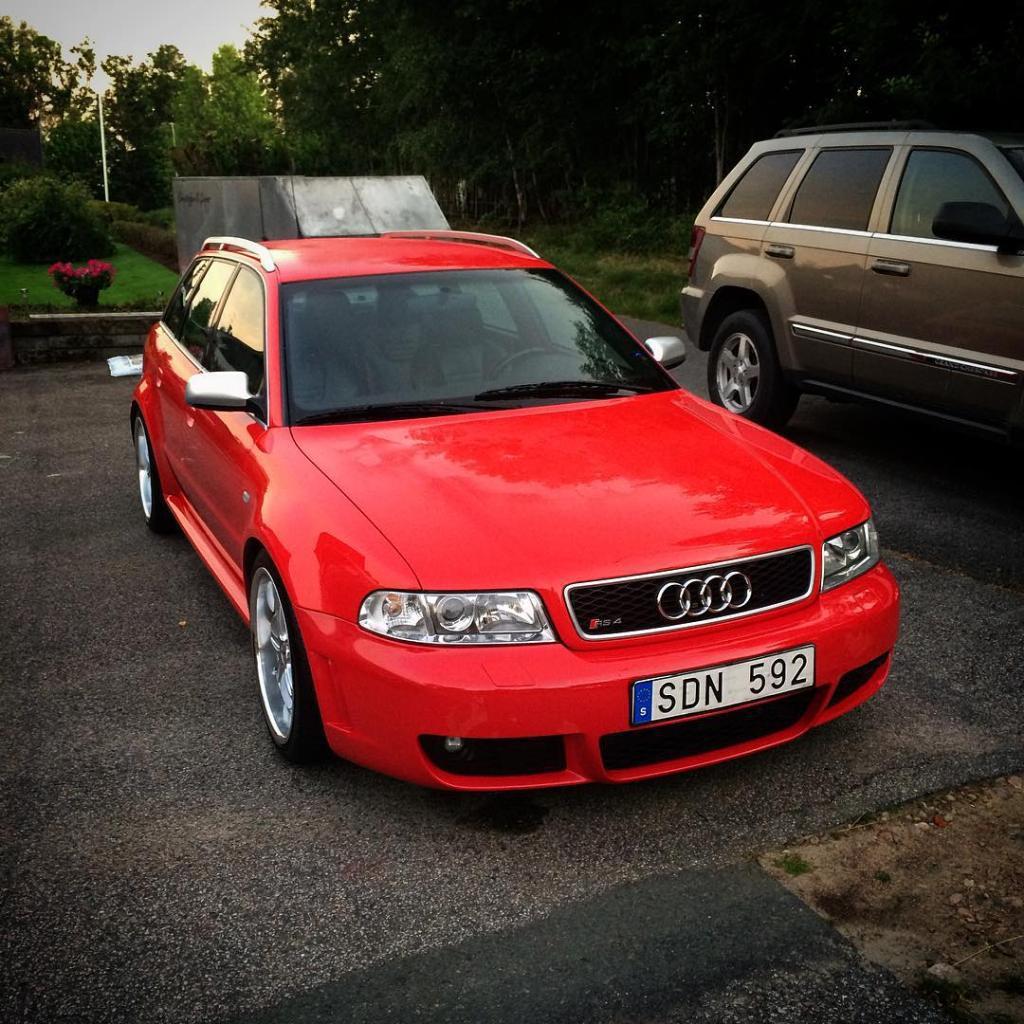 272470AUDIRS4B50319.jpg