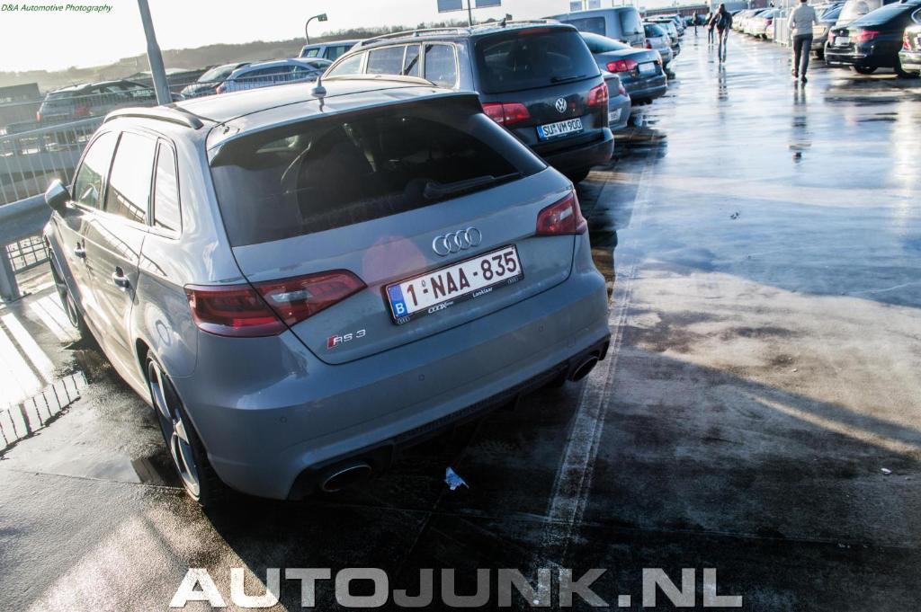 272616RS38V0902.jpg