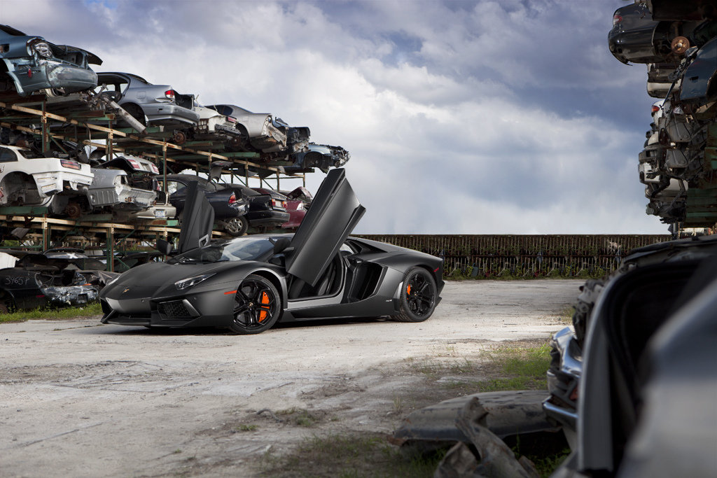 273594220LAMBORGHINIAVENTADORESQUIROU.jpg