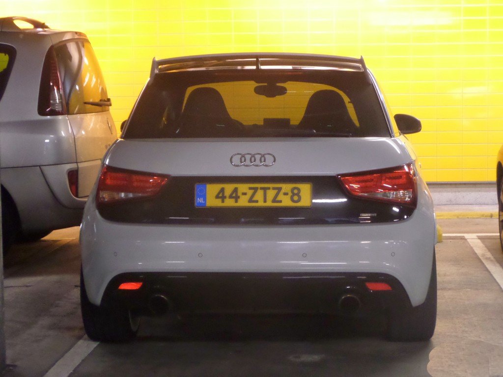 273692A1QUATTRO847.jpg