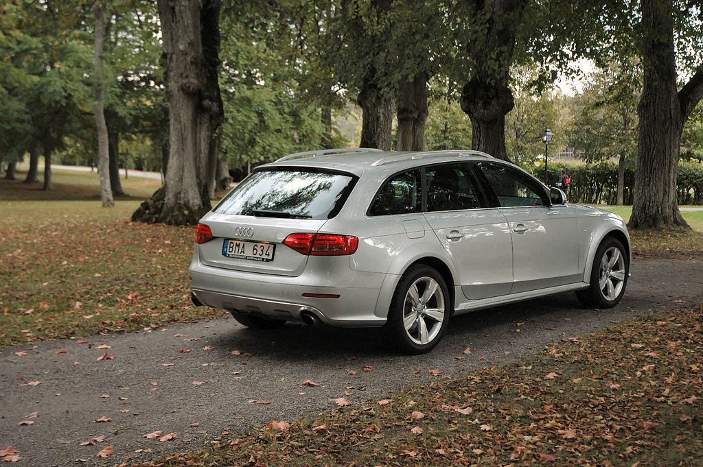 274832673AUDIA4ALLROAD.jpg