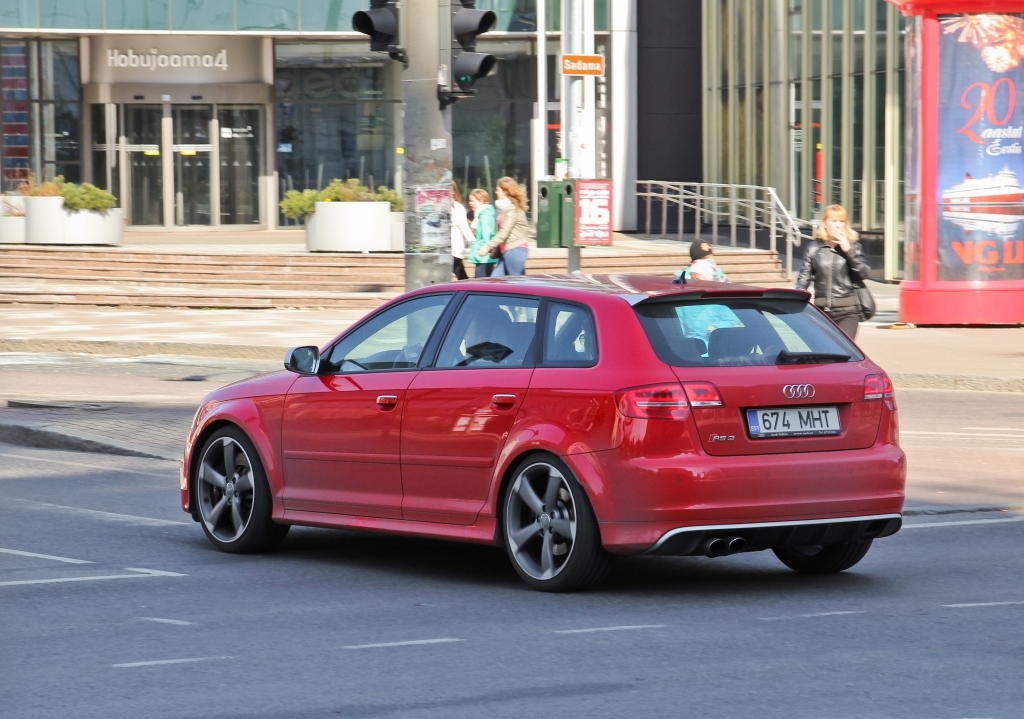 2754211815RS3.jpg