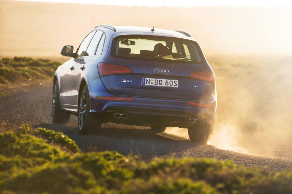 275476AUDISQ52048.jpg