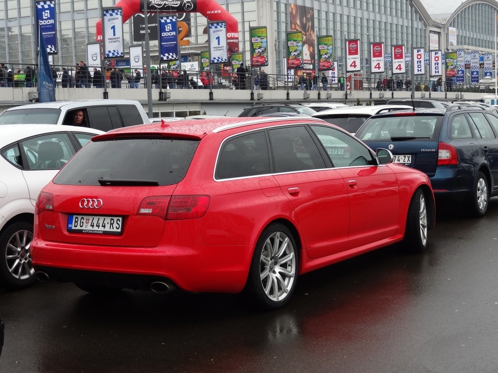 275864RS6723.jpg