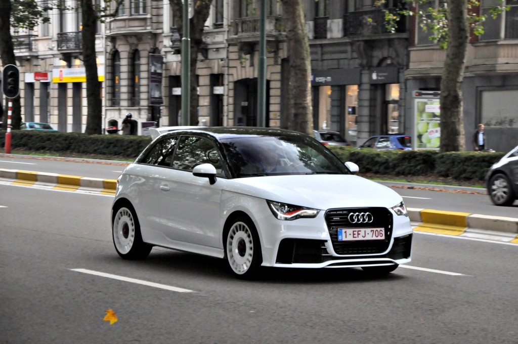 275959A1QUATTRO493.jpg