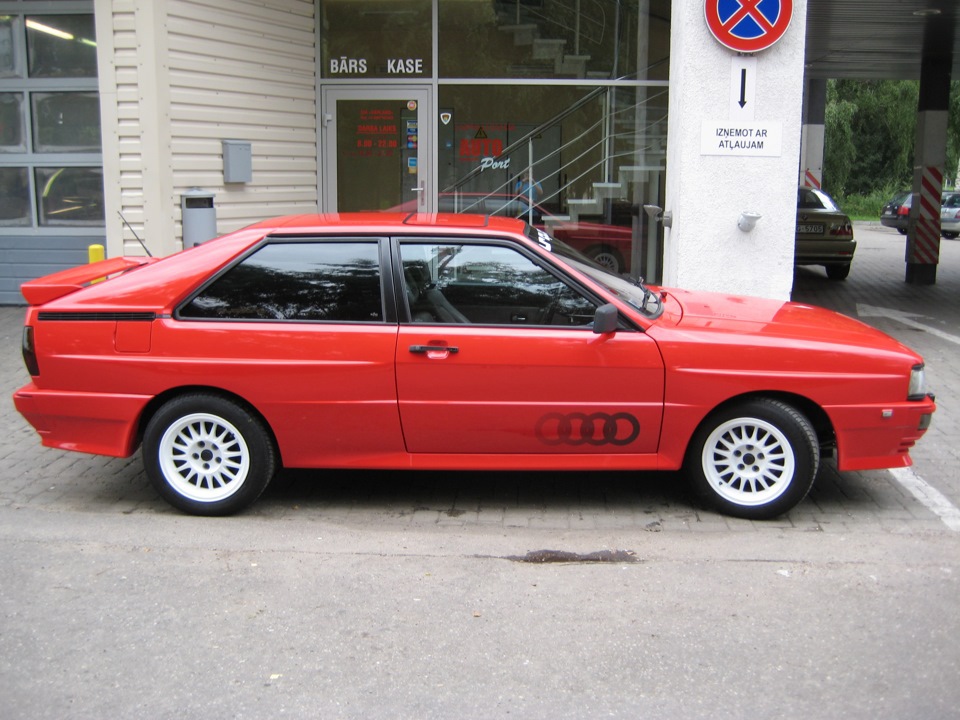 276139URQUATTRO300.jpg