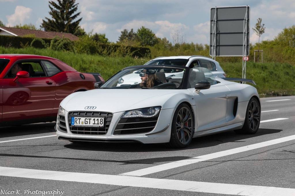 276712R8GT1649.jpg