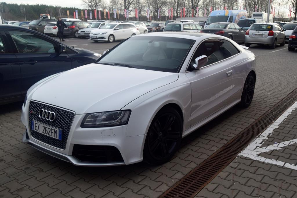 277713AUDIRS53012.jpg