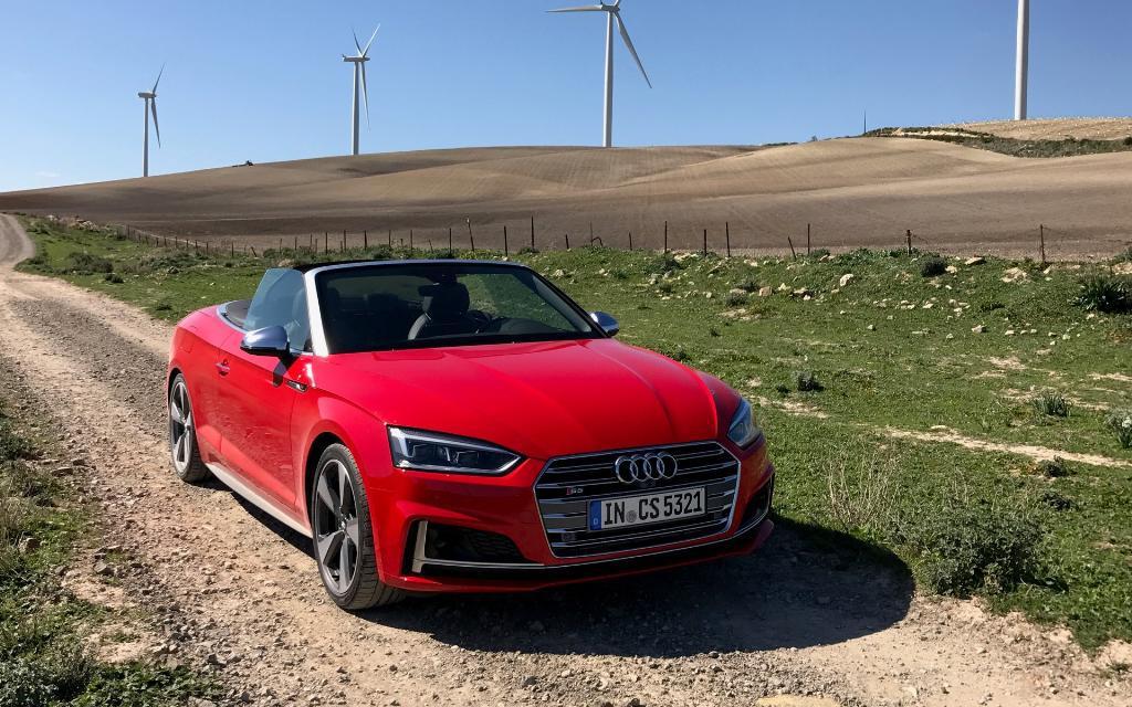279808S5B90607.jpg