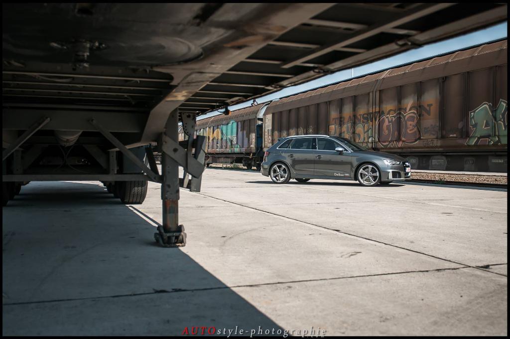280554RS38V0510.jpg