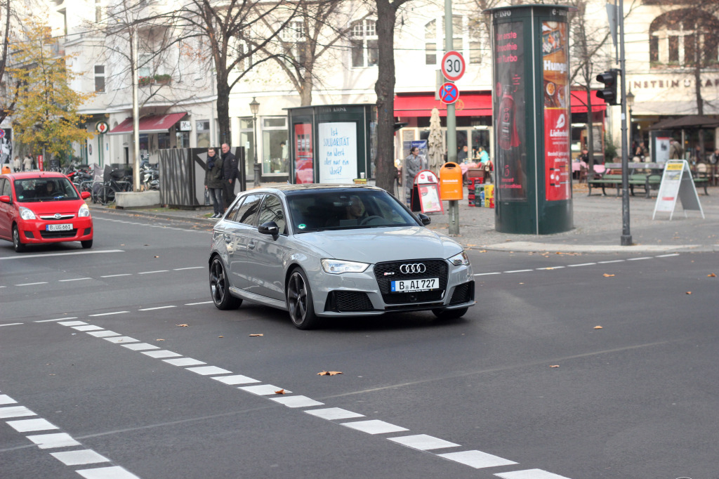 281205RS38V0694.jpg