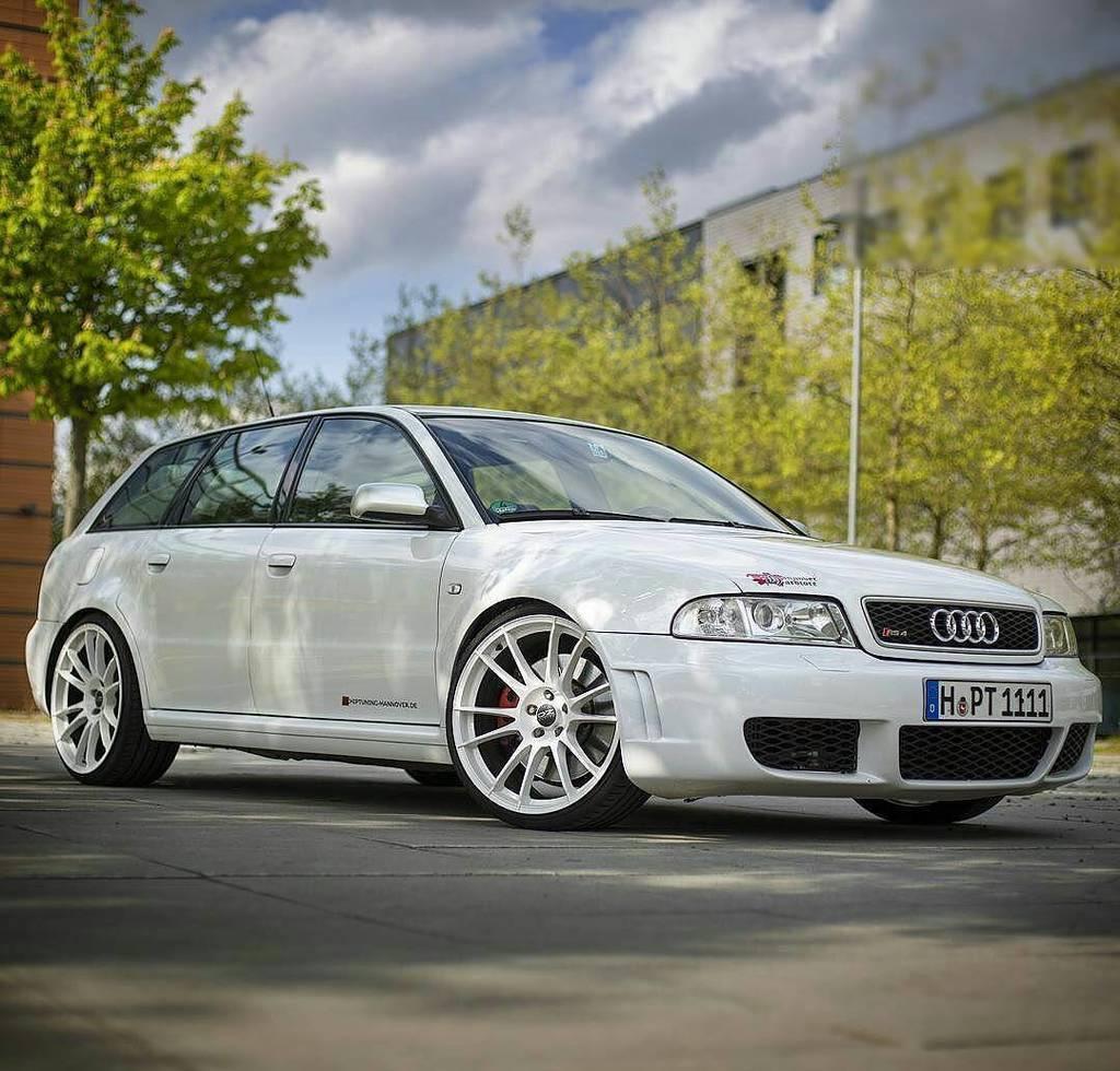 282503AUDIRS4B50396.jpg