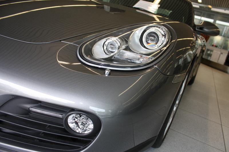 284057Porsche_4.jpg