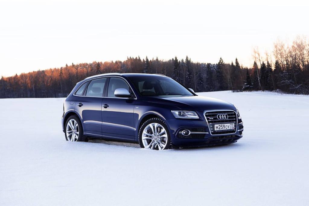 284191AUDISQ5887.jpg
